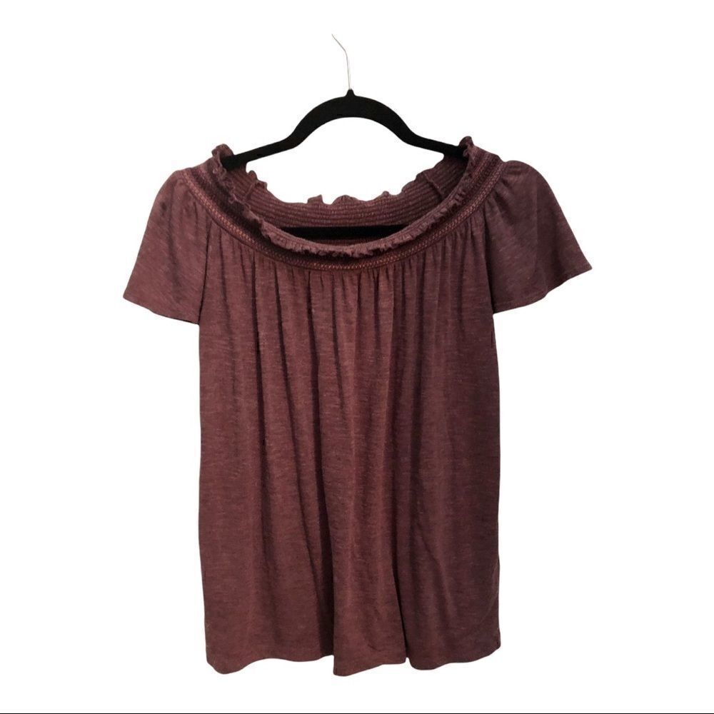 Lord & Taylor boho either off or on shoulder top